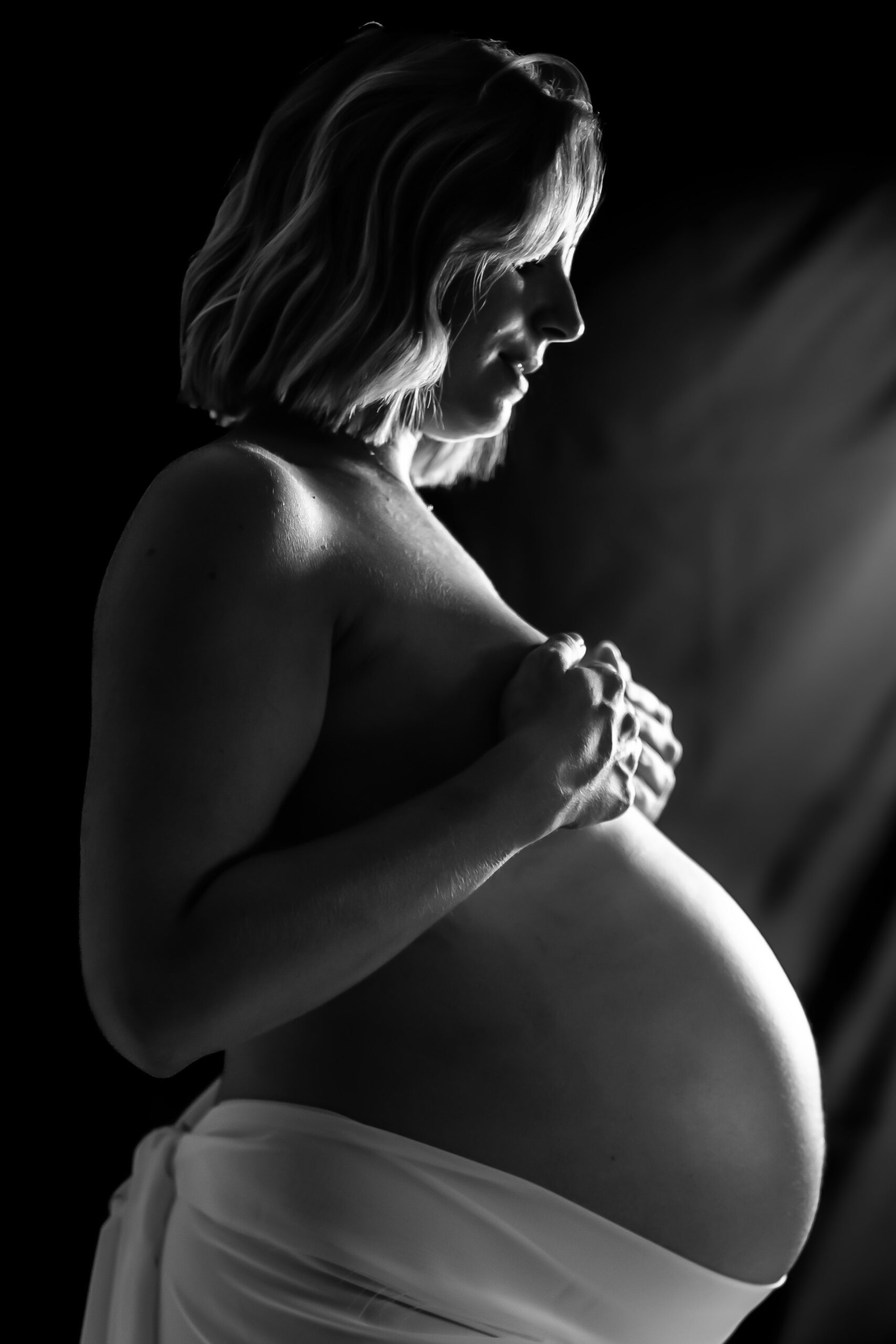 jUSTINE Portrait grossesse en studio – Noir & blanc – M.Studiophoto13